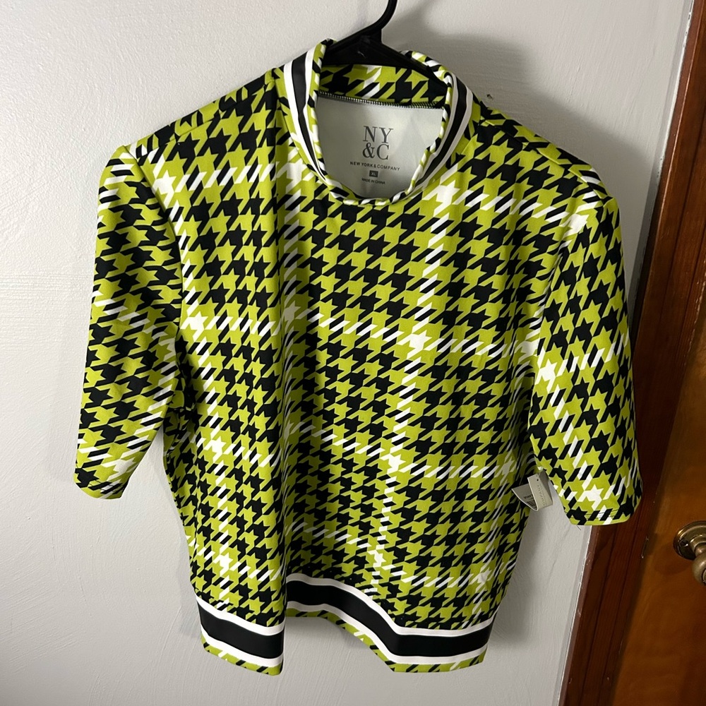 New York & Company Cropped Shirt